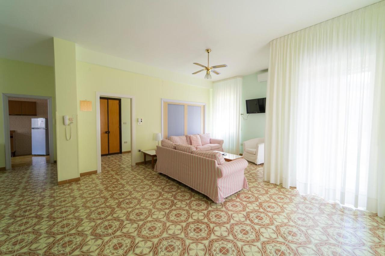 Casa Vacanza San Pietro Майори Экстерьер фото