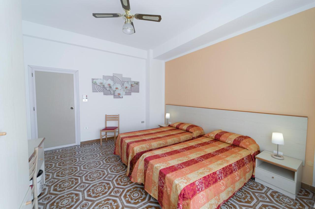 Casa Vacanza San Pietro Майори Экстерьер фото