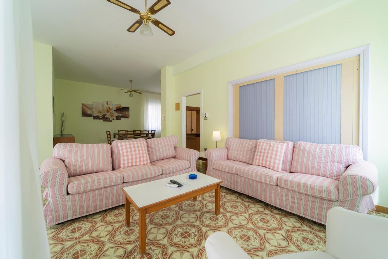 Casa Vacanza San Pietro Майори Экстерьер фото