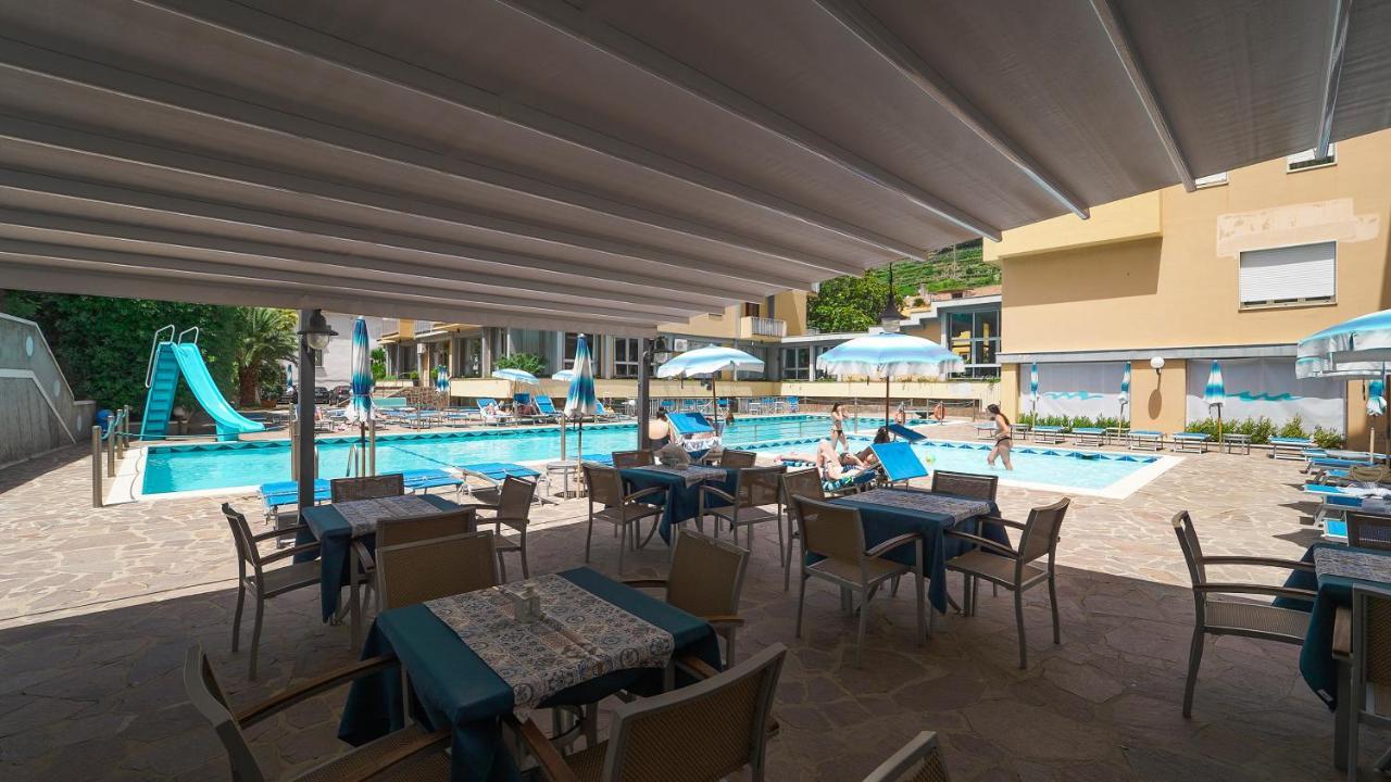 Casa Vacanza San Pietro Майори Экстерьер фото
