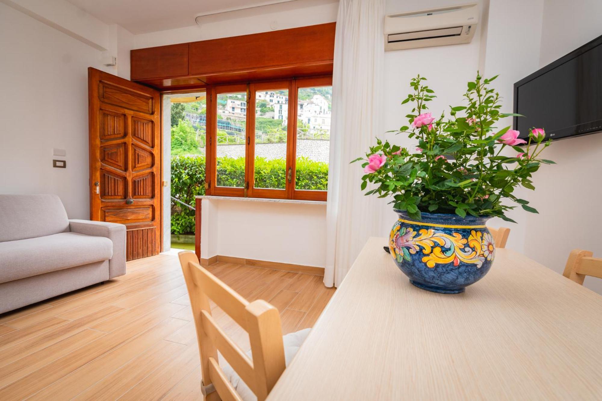 Casa Vacanza San Pietro Майори Экстерьер фото