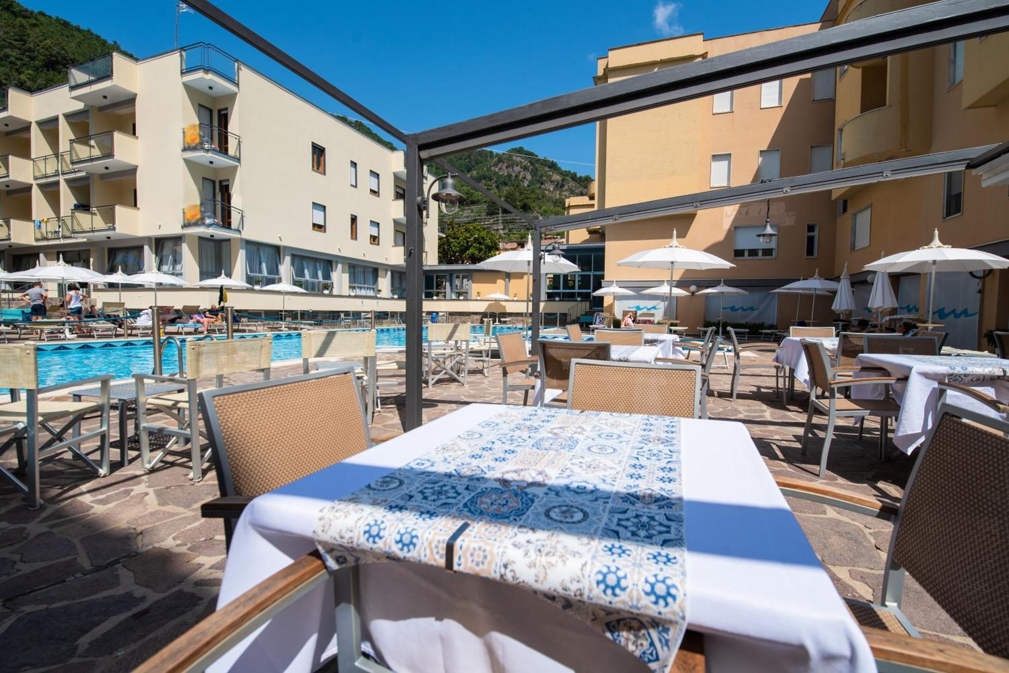 Casa Vacanza San Pietro Майори Экстерьер фото